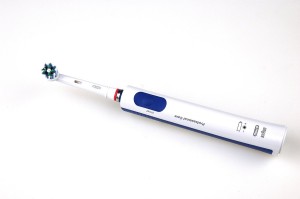 Oral-B Pro 650 Cross Action