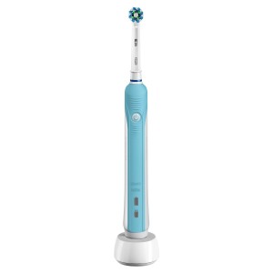 Pro 700 CrossAction de Oral-B